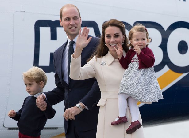 Picture - SOLO POOL/ STEPHEN LOCK/ 01/10/16 - The Duke and Duchess of Cambridge along with Prince George and Princess Charlotte board a seaplane Victoria Harbour Airport at the end of their tour in Canada, British Columbia,Canada.