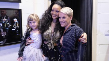 Pink, Willow Hart and Rihanna backstage at 60th annual Grammy Awards