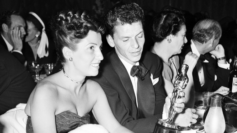 Nancy Sinatra SR Dies