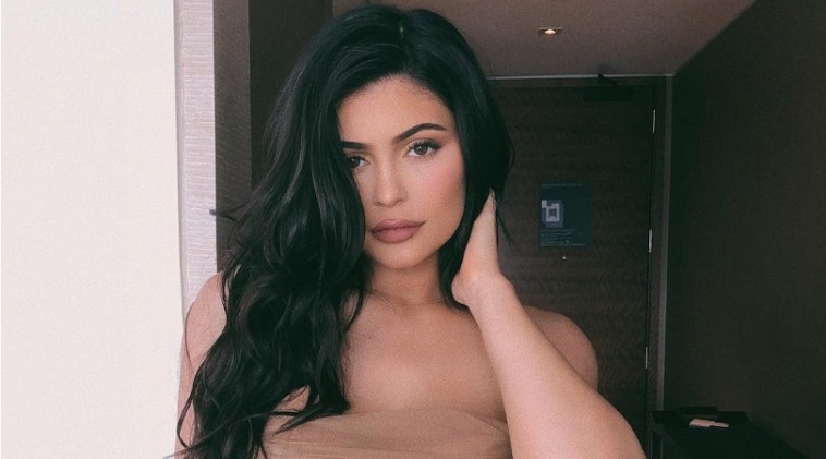 21 Year-Old Kylie Jenner Becomes the Youngest 'Self-Made' Billionaire