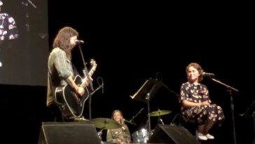 Watch Dave Grohl’s Daughters Join Him On Stage for Charity Concert