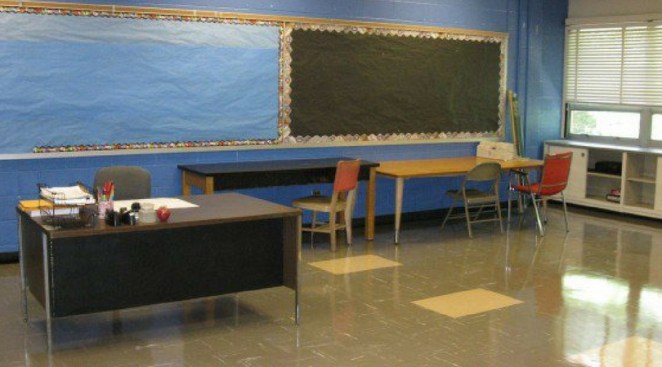 Why This Teacher Refused to Give Students Their Desks Back