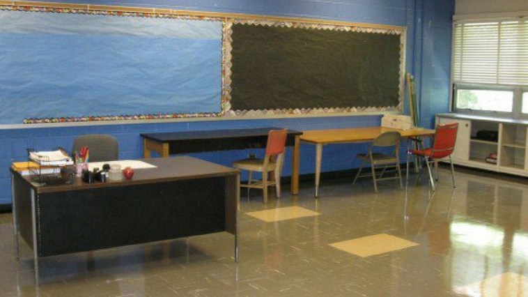 Why This Teacher Refused to Give Students Their Desks Back