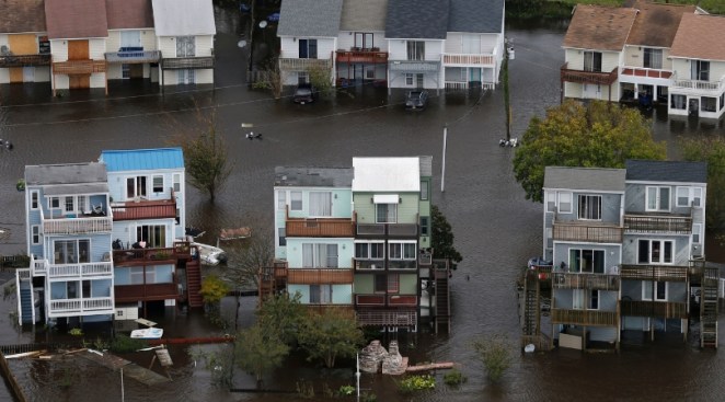 Florence flooding spreads as storm heads northeast