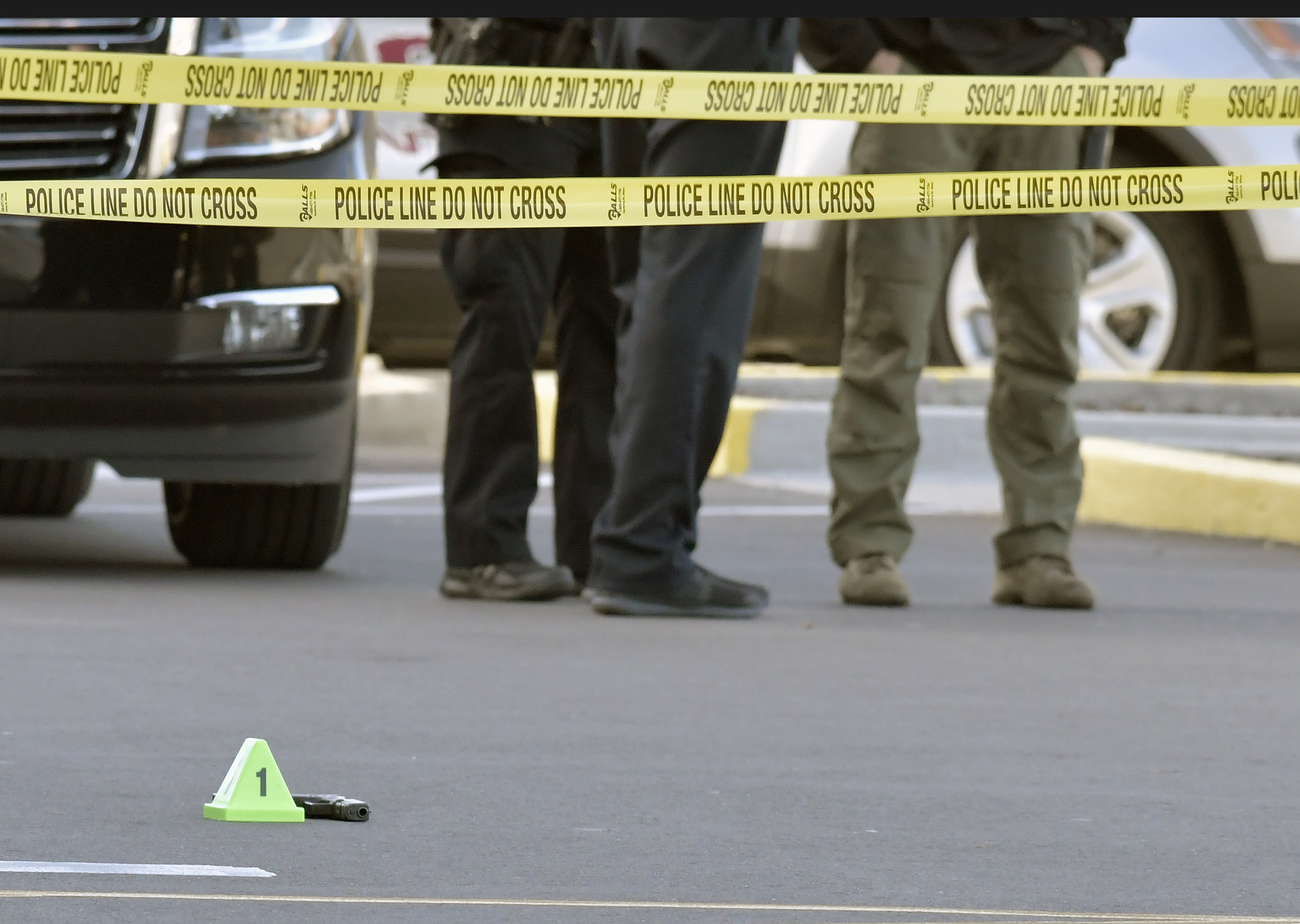 Grocery Store Shooting Leaves 2 Dead; Suspect in Custody