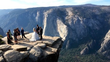 Yosemite Park Rangers Recover Bodies of 2 Who Fell to Deaths