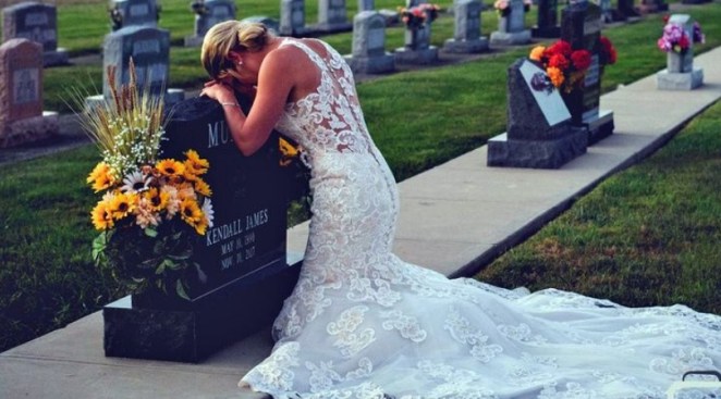 Bride Takes Wedding Photos Alone to Honor Fiancé Killed By Drunk Driver