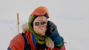 American Crosses Antartica