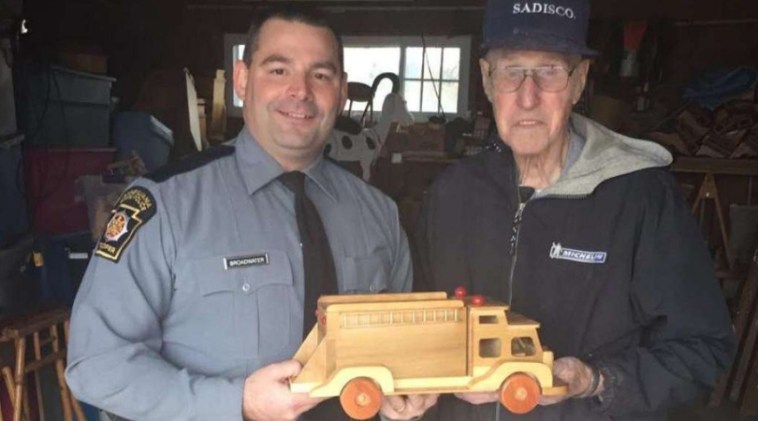 Santa Alert: 92-Year-Old Toymaker Donates Hundreds of Handcrafted Wooden Creations to Children
