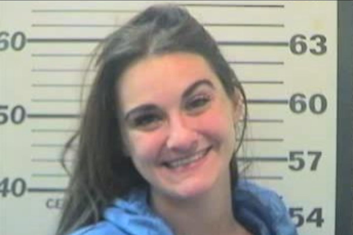 naked drunken woman Archives - Rare