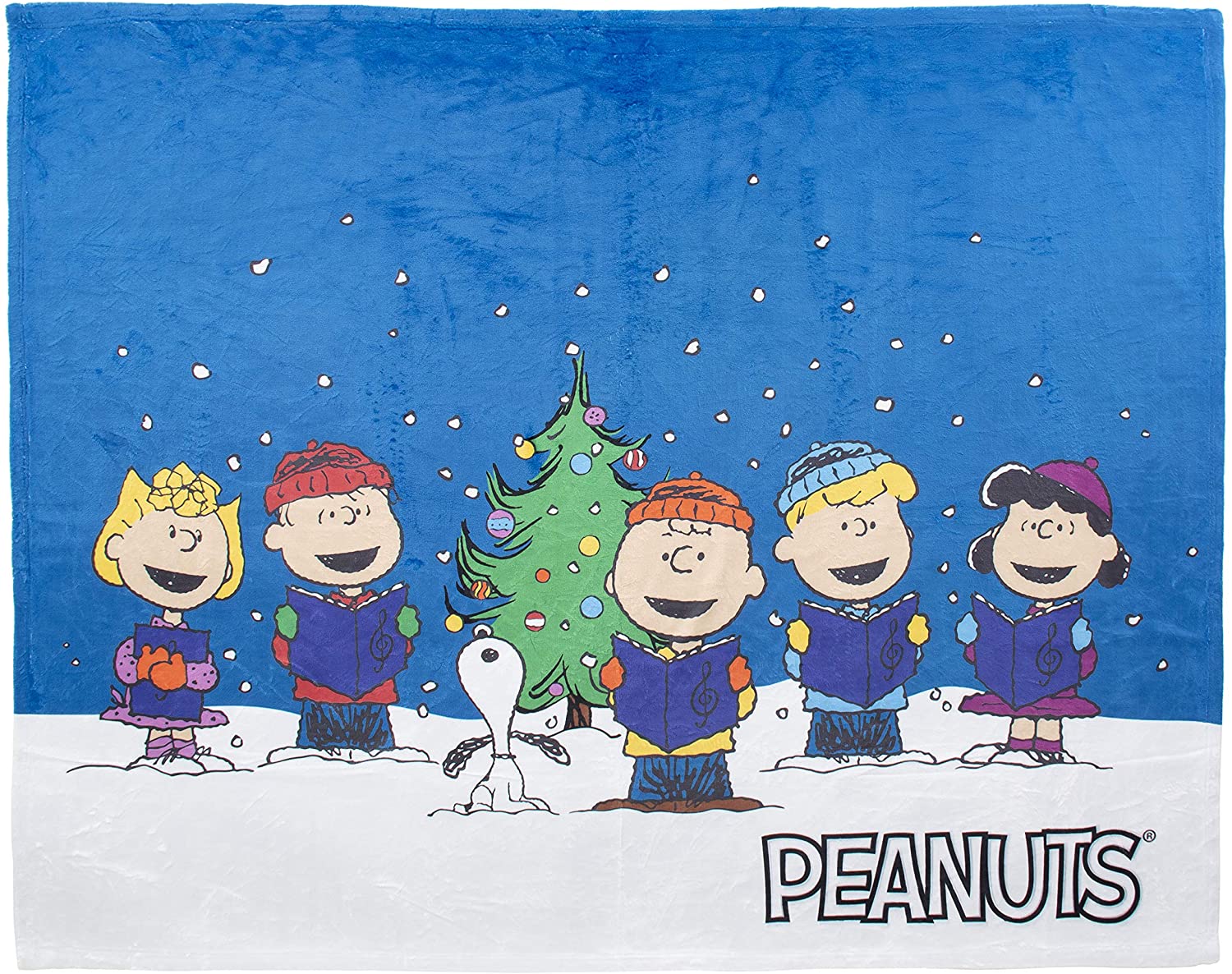 INTIMO Peanuts Snoopy Charlie Brown and Gang Christmas Caroling Silk Touch Fleece Plush Throw Blanket