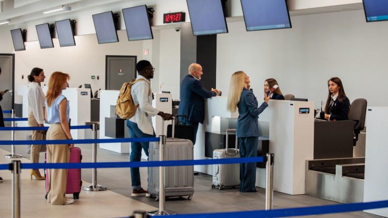 Woman Punches Computer Screens And Screams At Staff During Meltdown At Orlando Airport