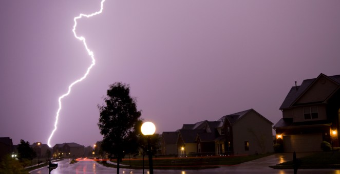 Kentucky Woman's Horror Story Will Make You Think Twice About Using Microwave During Thunderstorm