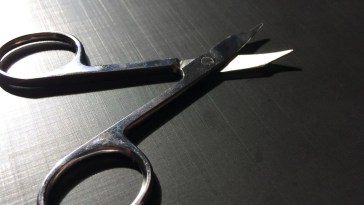 Orlando Man Dies After Reportedly Attacking Officers "Unprovoked" With Scissors