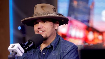 Bryan Martin Country Singer Breaks Silence After Being Forcibly Removed By Police From Own Concert