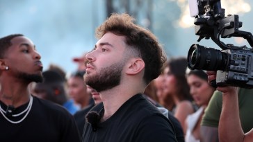 Need A Barber Streamer Adin Ross Offers $20K For Someone To Cut His Hair