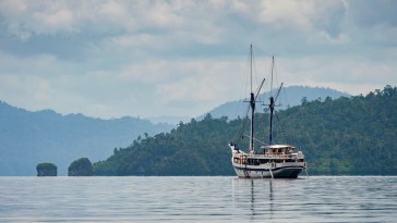 Pirate Ship Excursion Turns Tragic As Man Dies