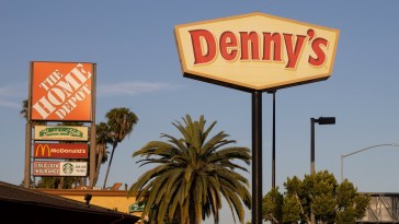 Settlement Reached In Case Of Denny’s Sign Collapse That Killed Married Couple