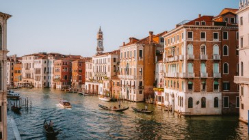 Tourists Banned From Venice After Swimming In The Canal