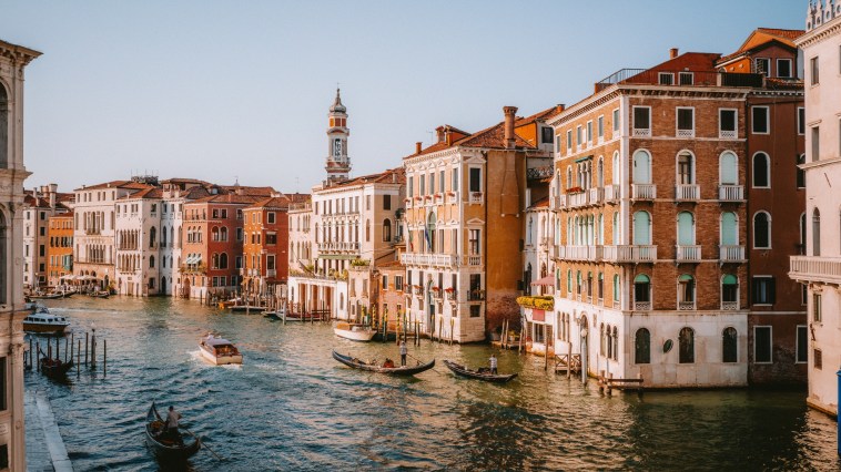Tourists Banned From Venice After Swimming In The Canal