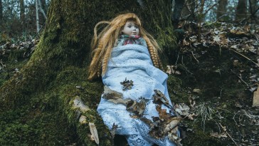 Paranormal Investigator Died While Touring With Famous "Possessed" Doll: Cause Of Death Revealed