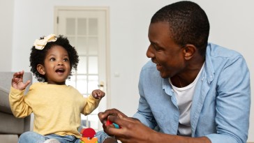 Baby Surprises Parents By Speaking Spanish