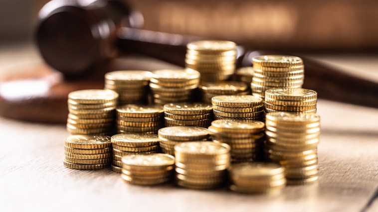 Kansas Man Sues Family Dollar After Roof Collapses On Him