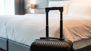 Major Hotel Chain Accused Of Bribing Customers For 5-Star Reviews