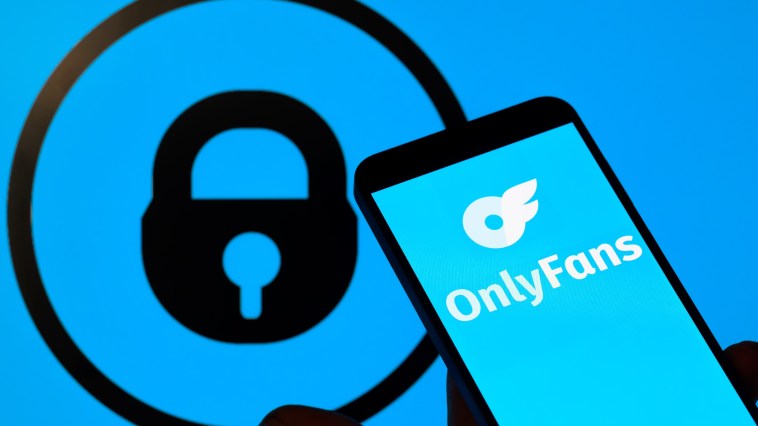 OnlyFans Model Gets Kicked Out Of Sporting Event