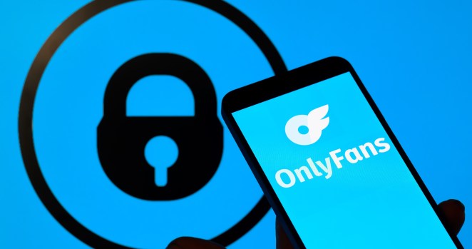 OnlyFans Model Gets Kicked Out Of Sporting Event