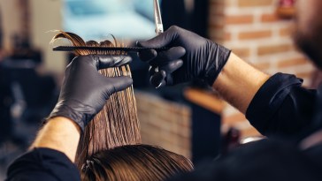 Savannah Plastic Surgeon Donates Hair To Help Patients Feel Like Themselves Again