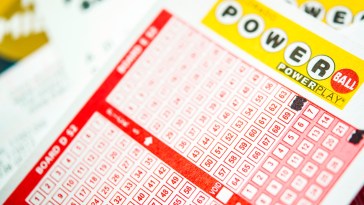 Iowa Woman Thought Her Husband Won $1,000 On The Lottery Before Realizing They Were Now Millionaires