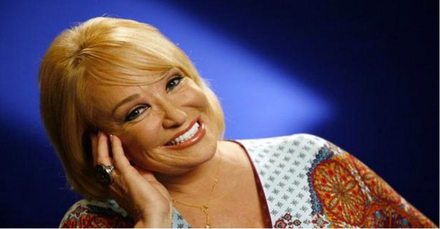 Tanya Tucker needs your prayers as she battles for her health
