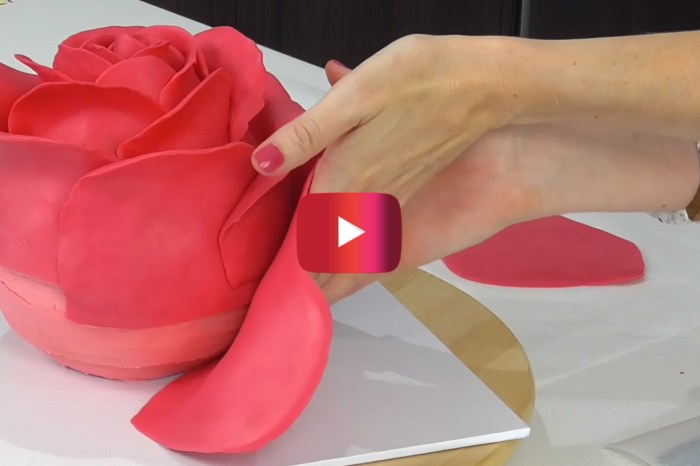 This enormous rose is probably the most impressive cake you’ll ever make