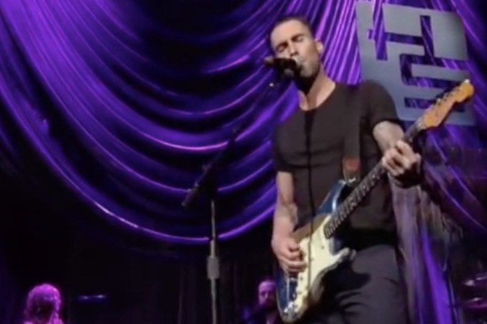 Adam Levine amazes crowd with “Purple Rain” cover in honor of the late great Prince