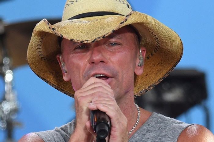 Kenny Chesney | Rare Country