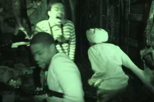 Jimmy Fallon and Kevin Hart Get Their Pants Scared Off in NYC’s Scariest Haunted House