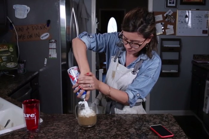 Who needs Starbucks? Her homemade pumpkin spice latte is even more delicious — and far cheaper