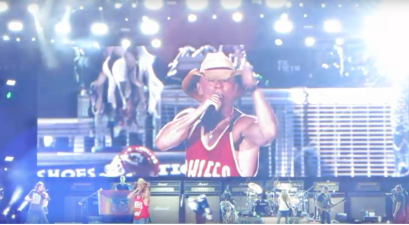 Watch Kenny Chesney get his sexy on in this hot tour clip