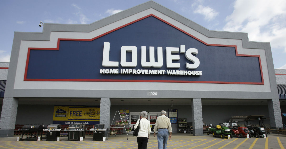 Lowe’s announces employee bonuses in wake of tax cut Rare
