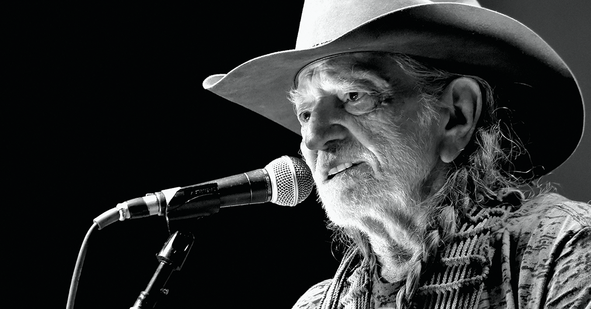 Ailing Willie Nelson forced to cancel concert dates | Rare Country