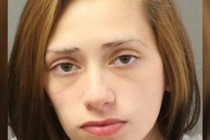 “It was a girl by the way,” a teen texted her boyfriend after throwing their newborn out a window