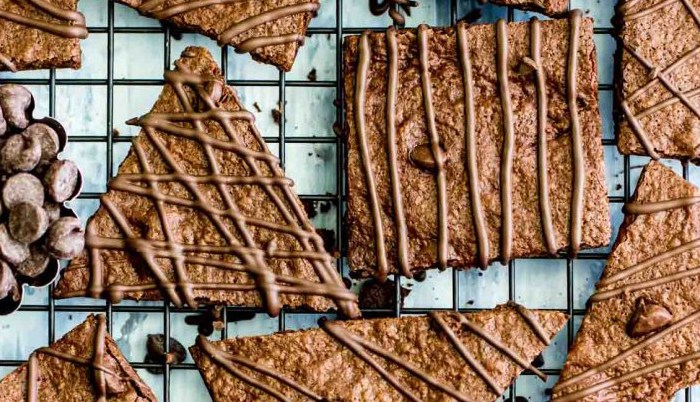 Homemade brownie brittle is so much better than the store-bought kind