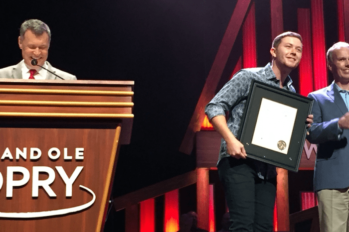 Scotty McCreery gets a big honor from a country icon at the Grand Ole Opry