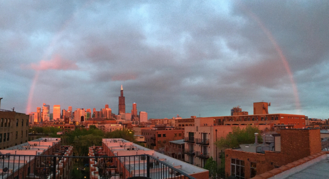 People can’t get over the beautiful sunset in Chicago last night