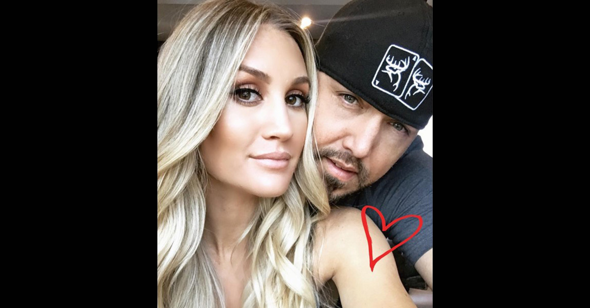 Brittany Aldean Shares Sweet Photos With Husband Jason Aldean Rare Country 
