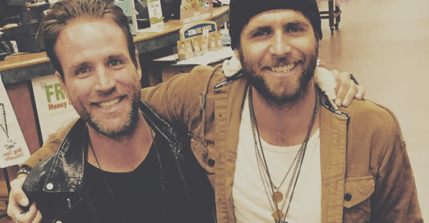 A country star stands proud with his brother in the face of addiction