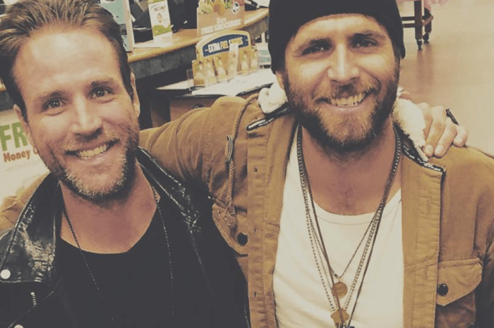 A country star stands proud with his brother in the face of addiction