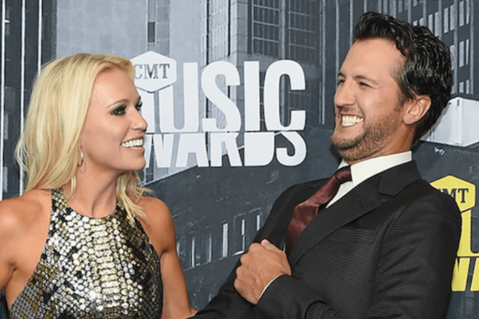 Luke Bryan pays tribute to his wife with this classic singalong performance