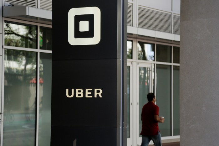 Uber driver sexually harasses Chicago woman and now there’s a lawsuit